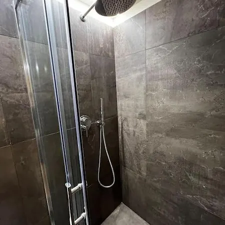 Guesthost - Mulino Del Bianco - Comfy Studio-Flat Apartment
