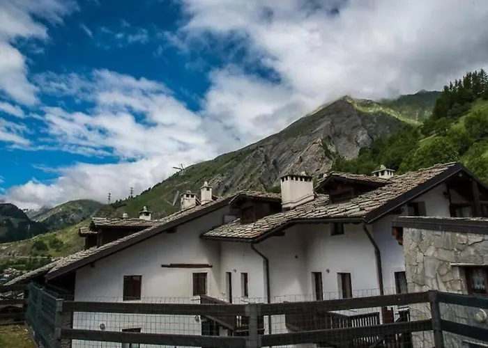 La Thuile: Sci, Trekking E Relax شقة